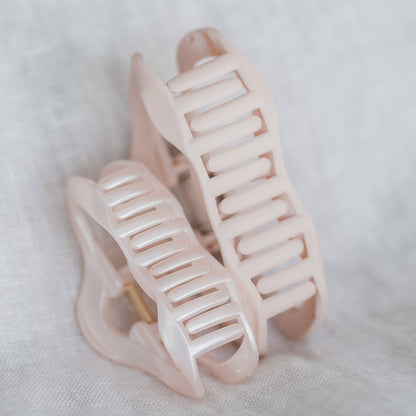 Haarklammer vonLina – stabile, große Haarspange für Locken, dickes oder langes Haar. Perfekt für schnelle Dutts, Half-Buns & stylische Hairstyles im Alltag. vonlina