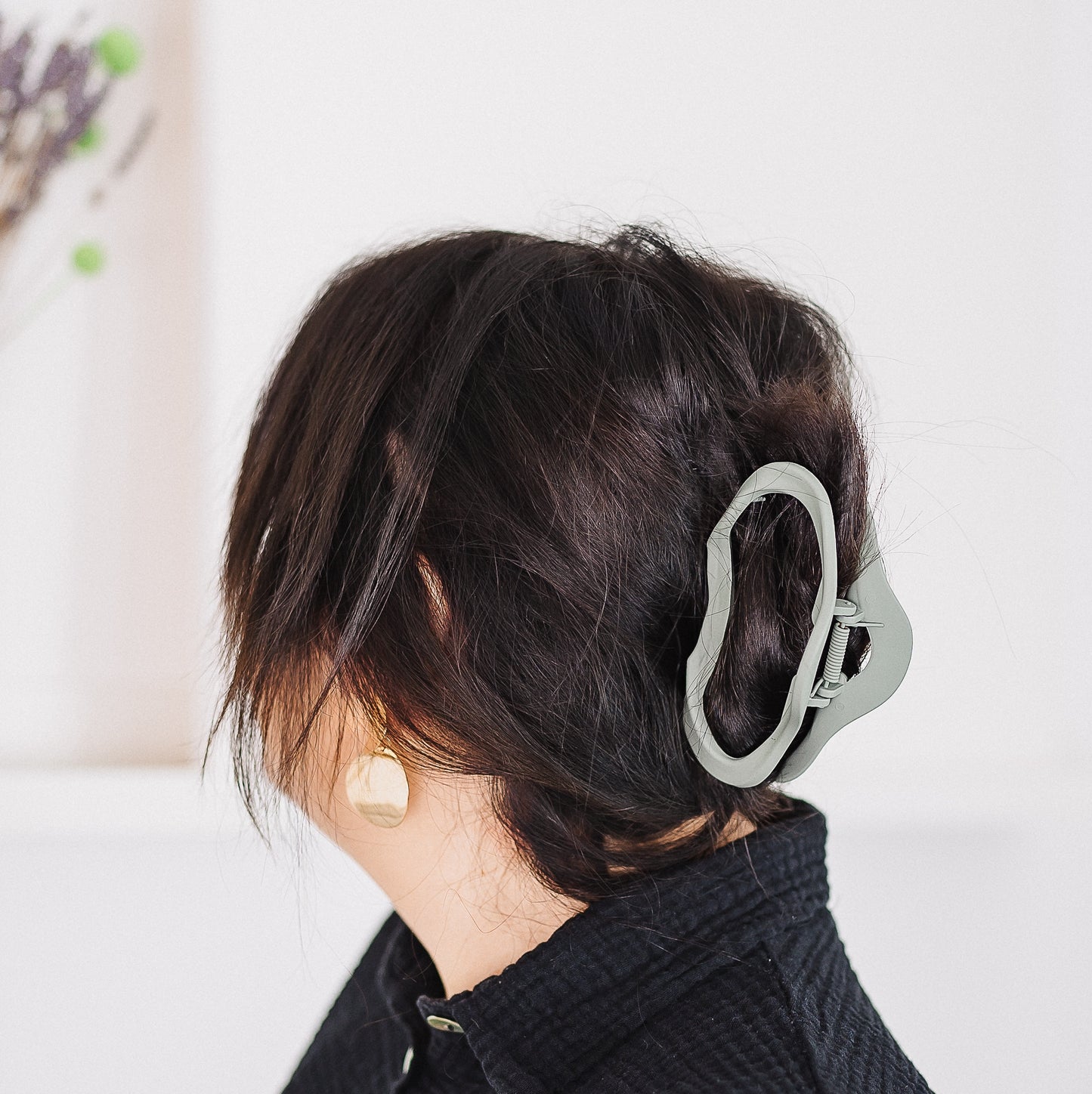 Haarklammer vonLina – stabile, große Haarspange für Locken, dickes oder langes Haar. Perfekt für schnelle Dutts, Half-Buns & stylische Hairstyles im Alltag. vonlina